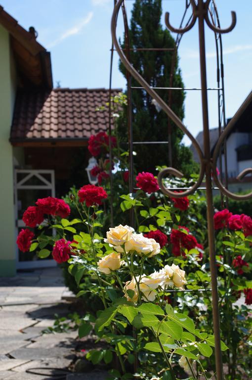 Gasthof Roseneck Wallenfels Ngoại thất bức ảnh
